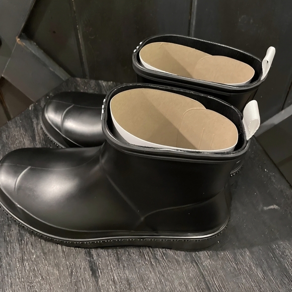 MICHAEL by Michael Kors Mac Rain Bootie in Black/Optic US Mens’s Size 10 NIB - Picture 6 of 9